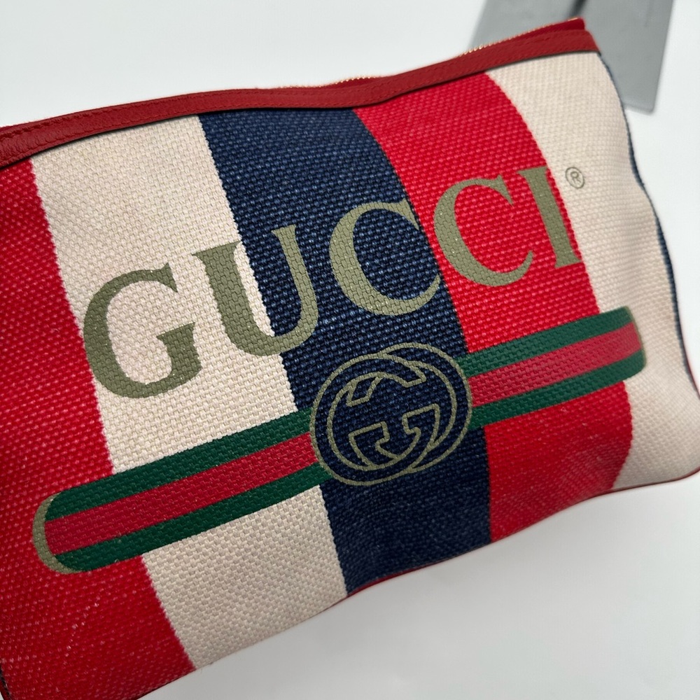 Gucci GG Logo Clutch Handbag - Picture 5 of 12